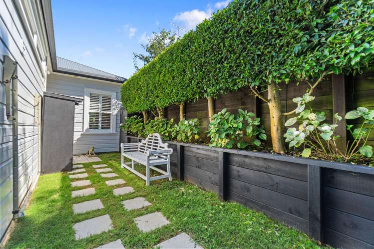 21 St Aubyn Street Devonport_22