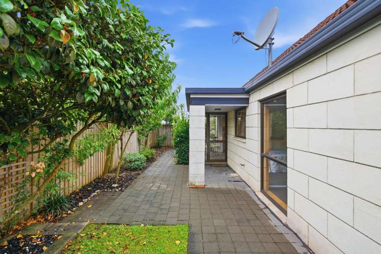 6/4 Broadbent Street Riccarton_12
