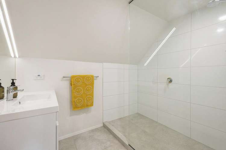 18 Estuary Crescent Fairfield_29