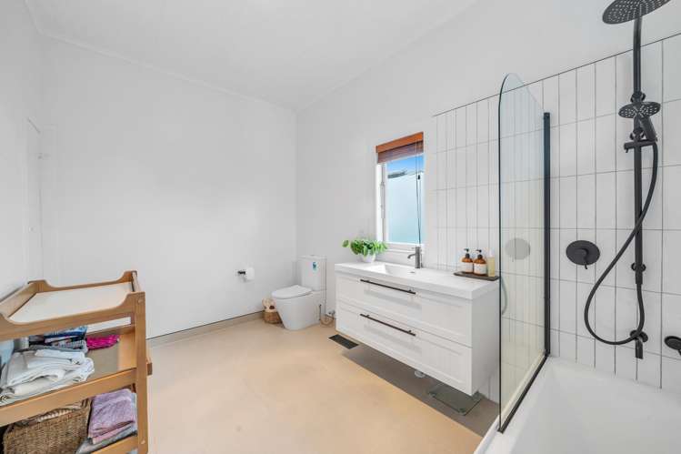 69 Rockfield Road Penrose_9