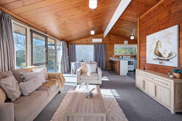 2 Cooper Avenue Holdens Bay_1