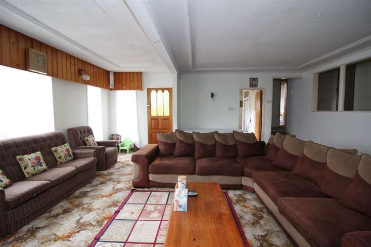 8 Tweed Street Tokoroa_5