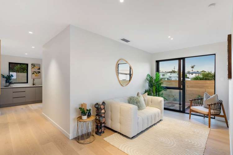 437C East Coast Road Mairangi Bay_13