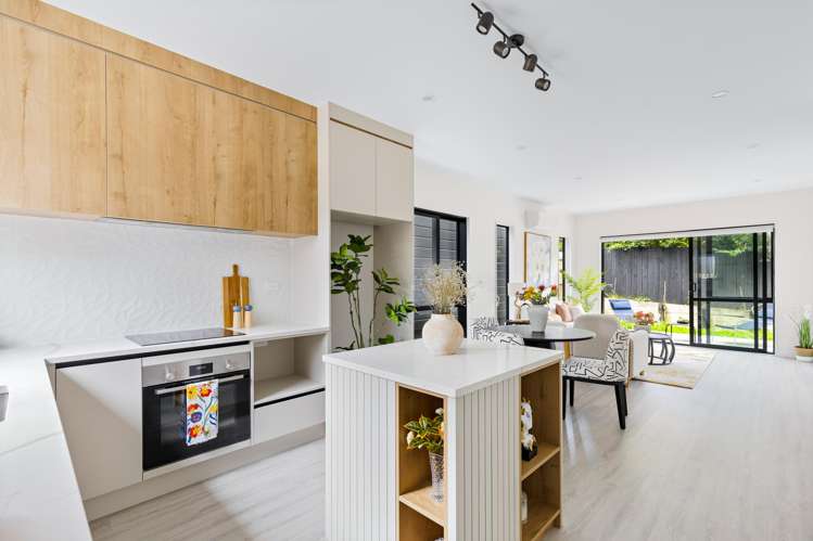 106C&108D Taikata Road Te Atatu Peninsula_1