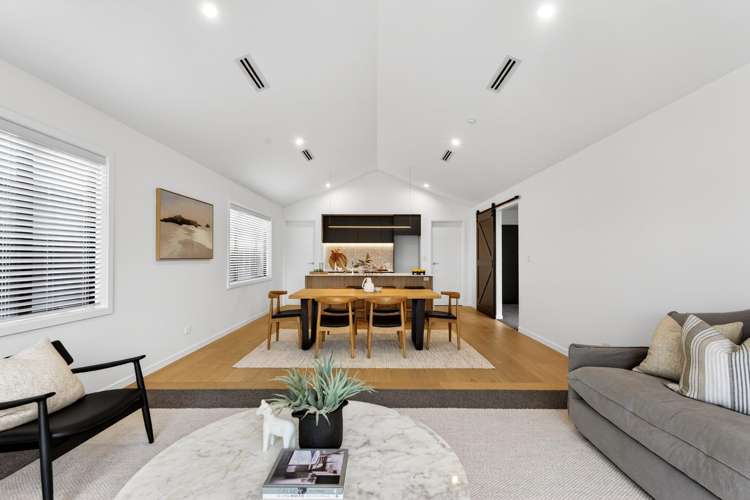 7 Annie Aranui Drive, Mission Hills Poraiti_14