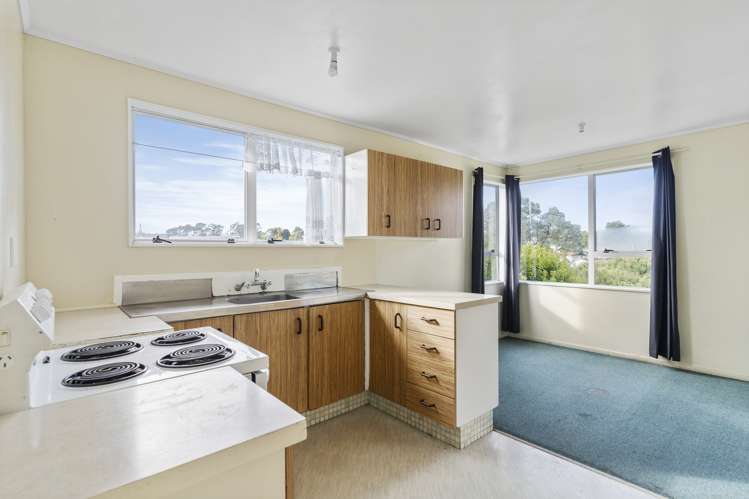 18 Chislehurst Street Henderson_11