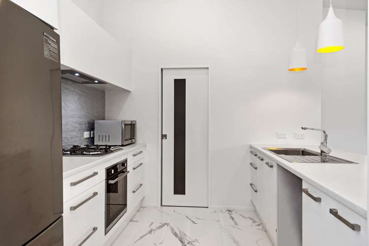 8 Cass Bay Place Cass Bay_3