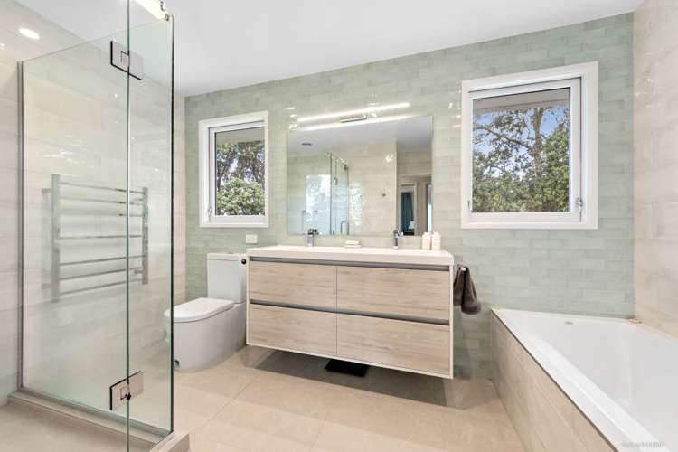 122 Tiroroa Avenue Te Atatu South_12