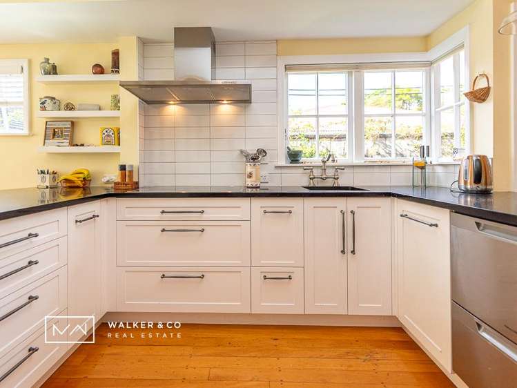 1161 Fergusson Drive Clouston Park_6