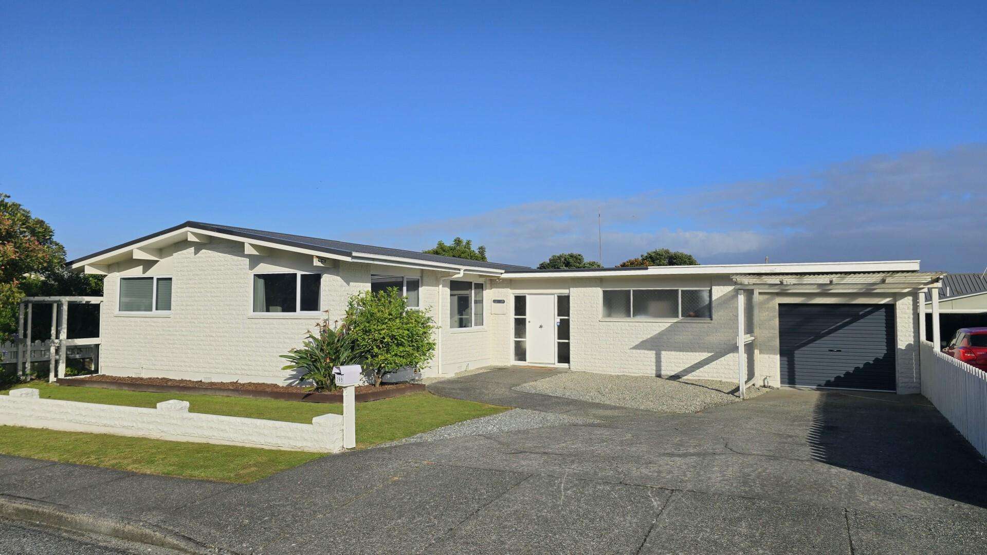 269 Sewell Street Hokitika_0