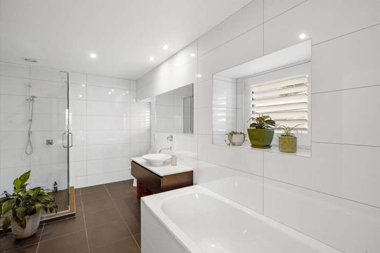 23D Kings Avenue Matua_37