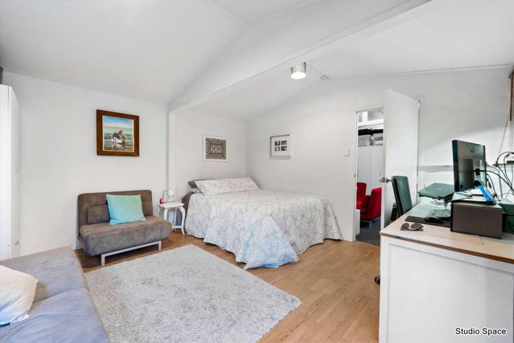 191 Valley Road Waimauku_12