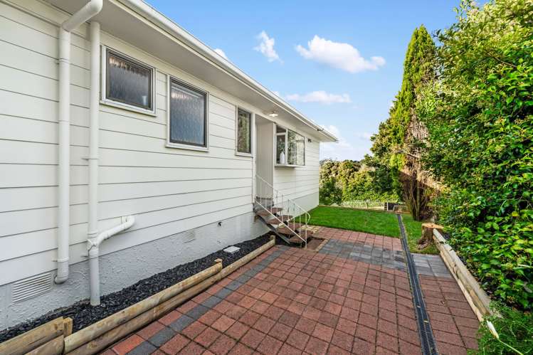 1/19 Glastron Place Bayview_7