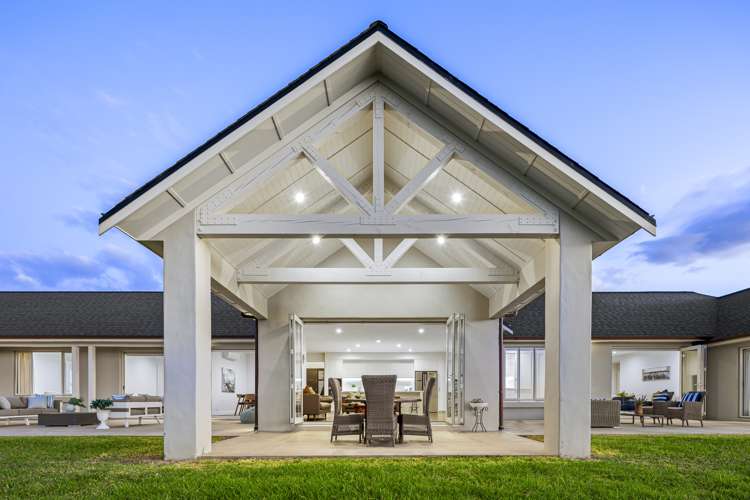 145 Okura River Road Okura_29