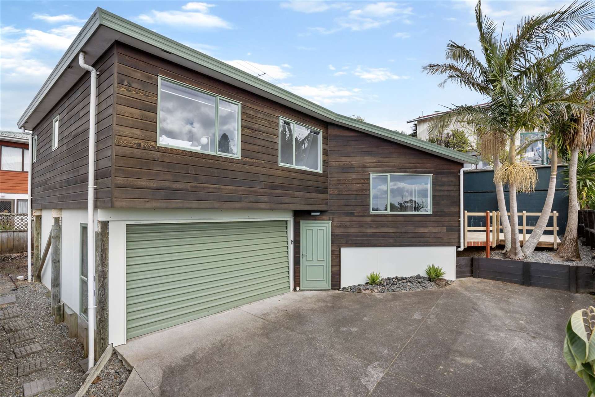 2/43 Lingfield Street Glenfield_0