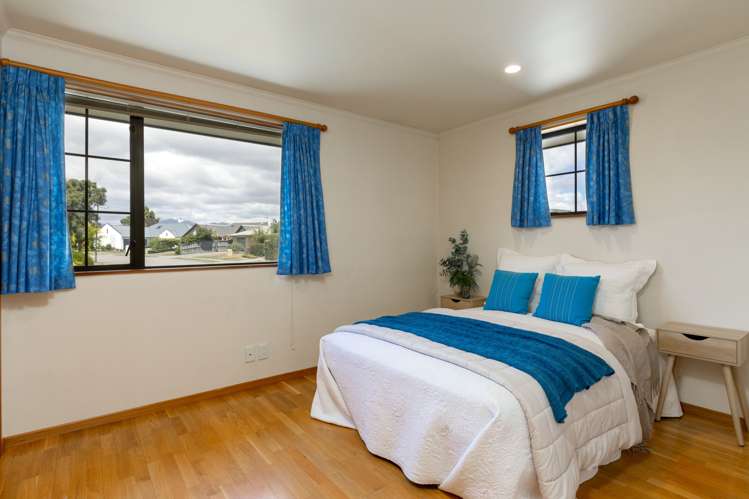 14 Springswood Grove Springlands_11