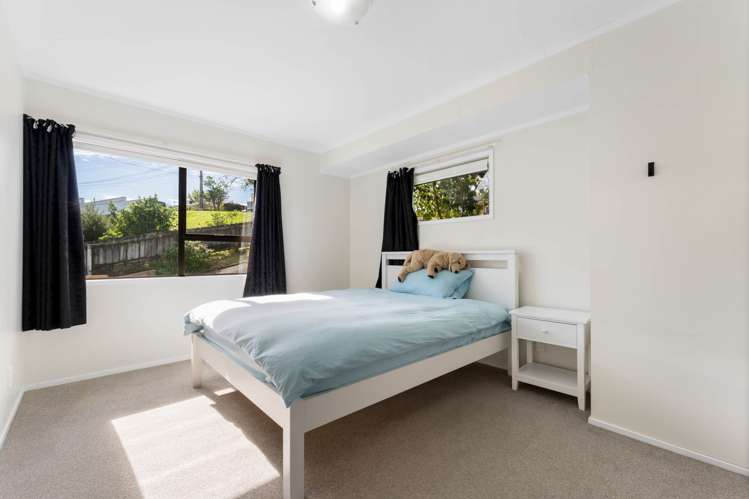 988 Beach Road Torbay_6