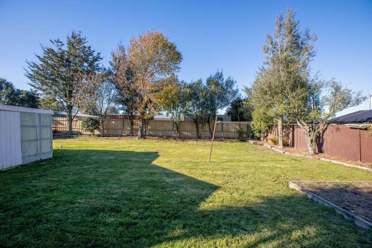 143 Horndon Street Darfield_23
