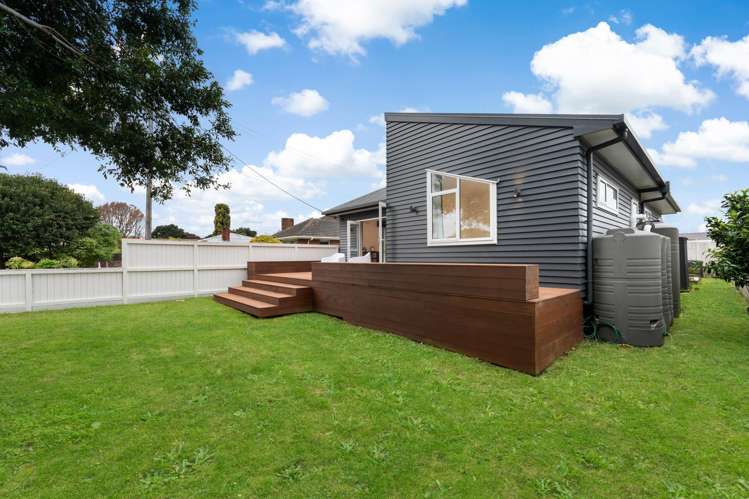 22 Taikata Road Te Atatu Peninsula_20