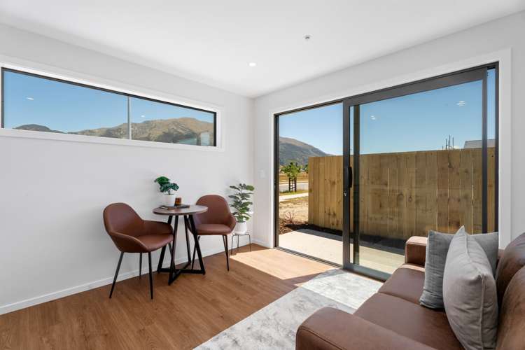 9 Caton Street Lake Hawea_20