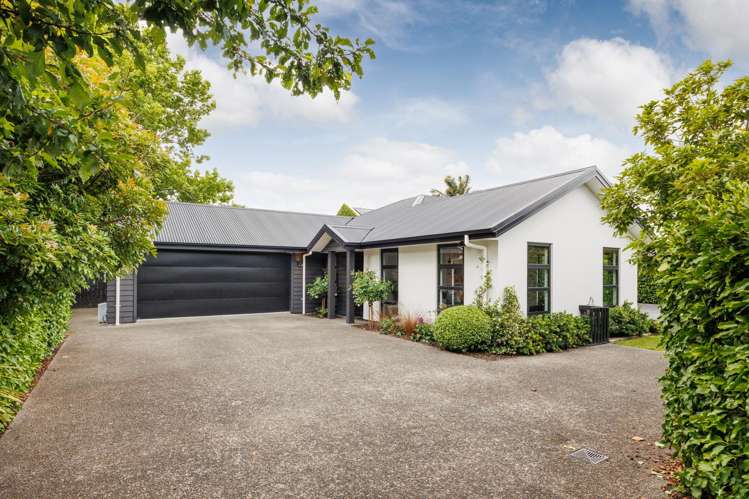 324A College Street West End_0