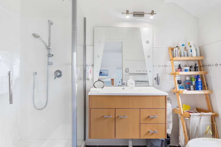 32a Golf Road New Lynn_9