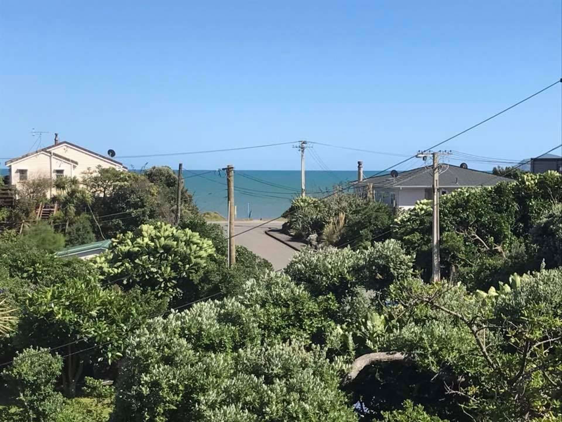 12 Tangahoe Street Paekakariki_0