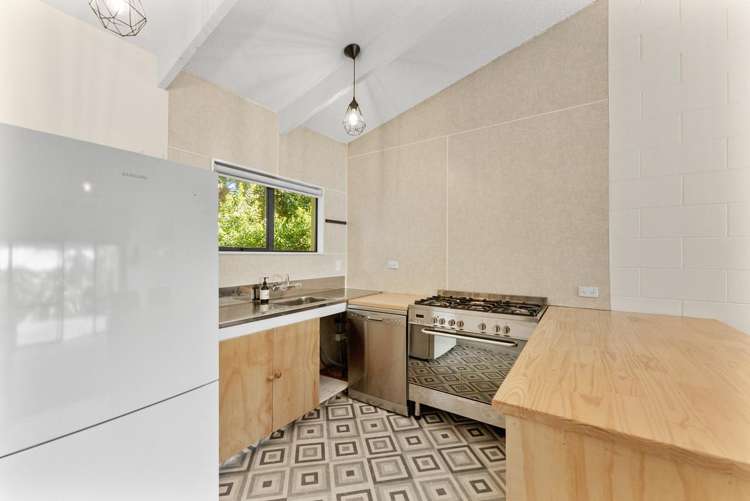 51 Wairau Road Oakura_4