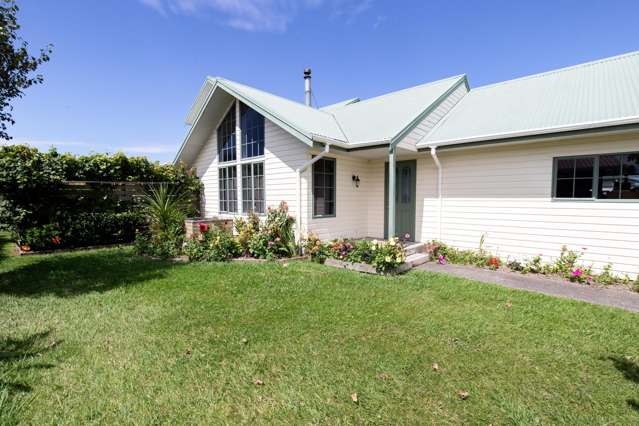 CHARACTER, COMFORT & LOCATION