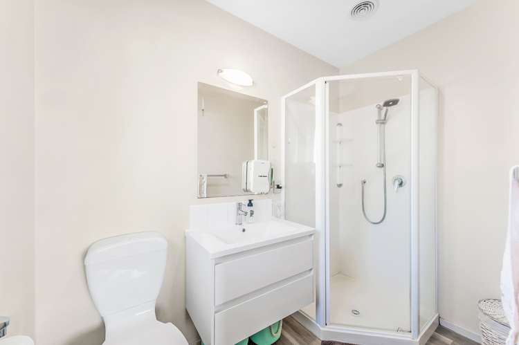 9 Hurricane Way Wigram_12