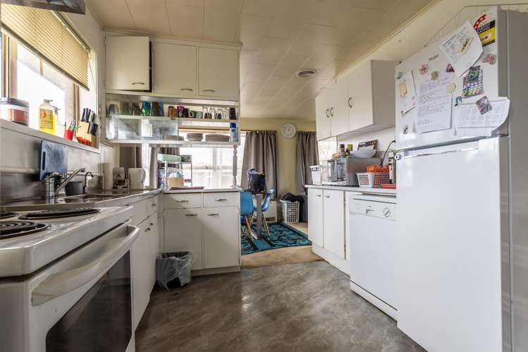 10 Marion Place Deanwell_6