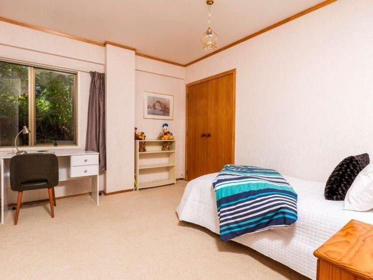 1/25 Peter Terrace Castor Bay_16