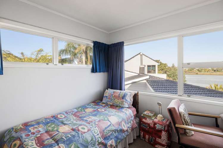 10 Bay Street Matua_14