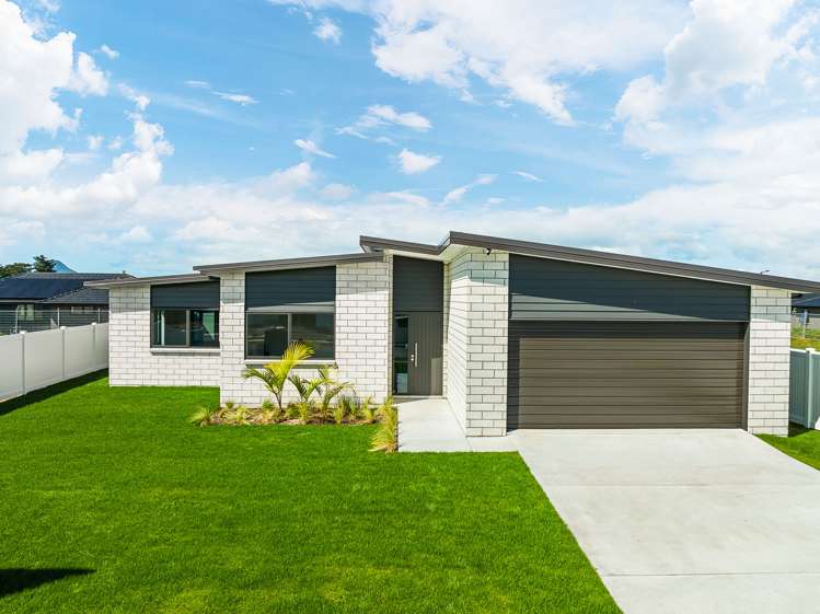 19 Te Piriti Road One Tree Point_21