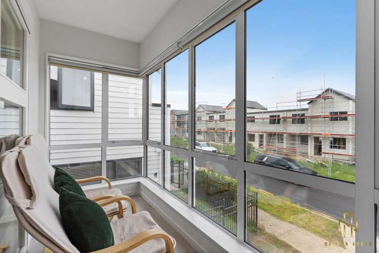 6 Matahae Drive Flat Bush_10