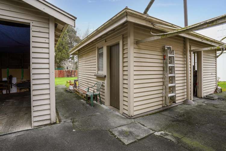 1681 Cust Road Cust_16