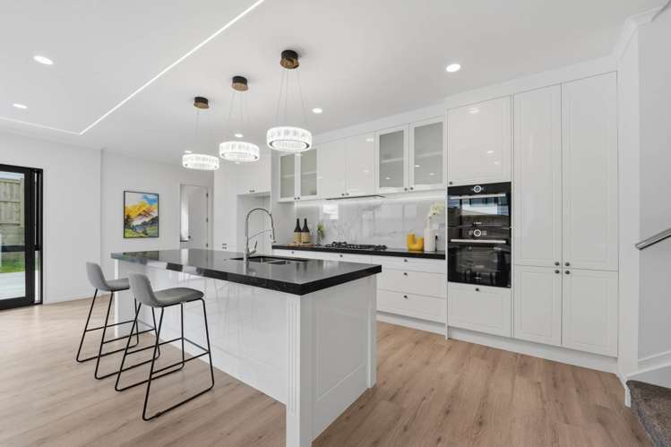 56A Tinaku Road Flat Bush_10