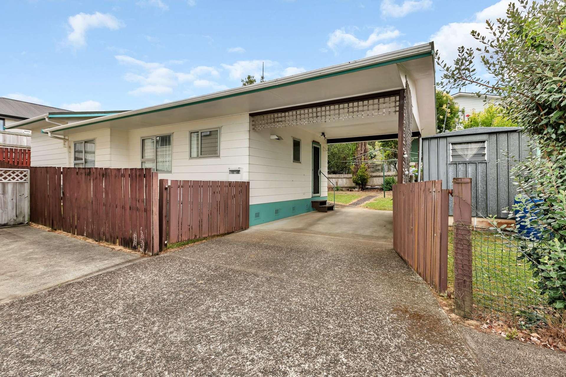 3/318 Western Hills Drive Avenues_0