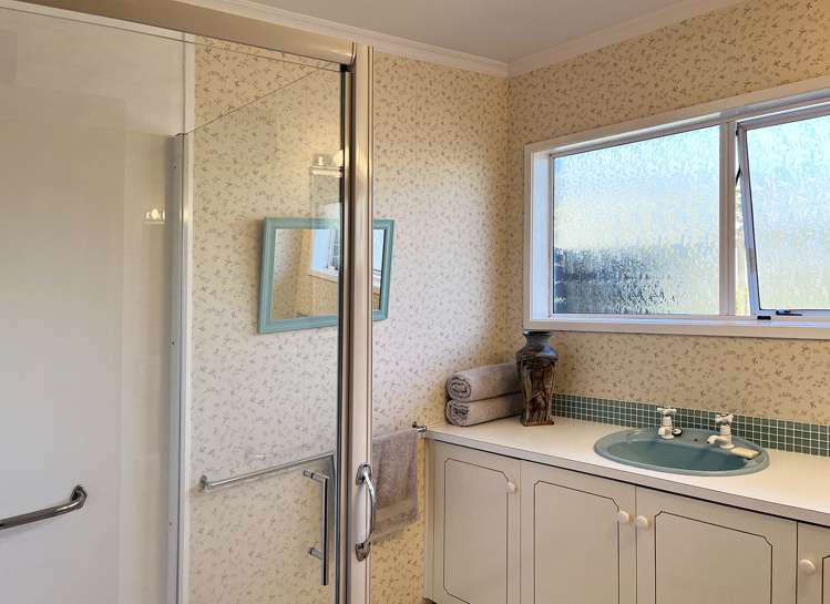 26b Mains Avenue Kensington_8