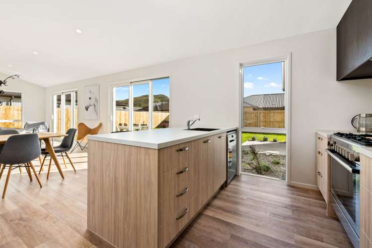 20 Regent Street Lower Shotover_3