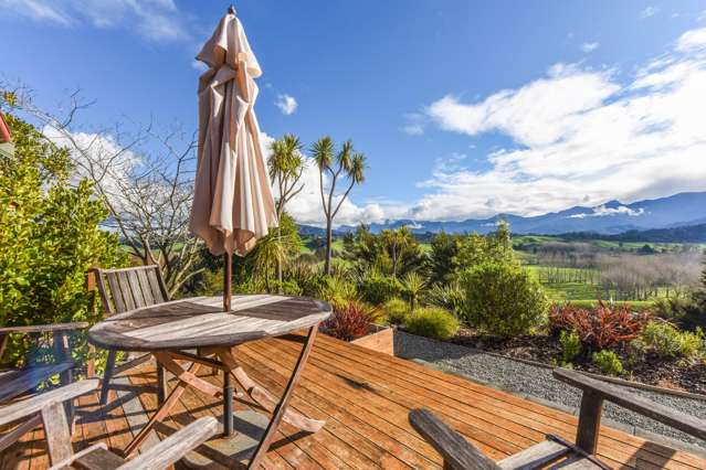 Off-Grid Lifestyle with Mountain Views