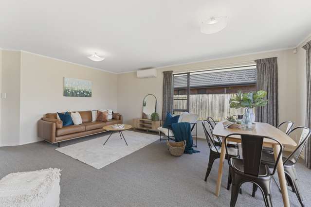 17 Meridian Grove Kelvin Grove_2