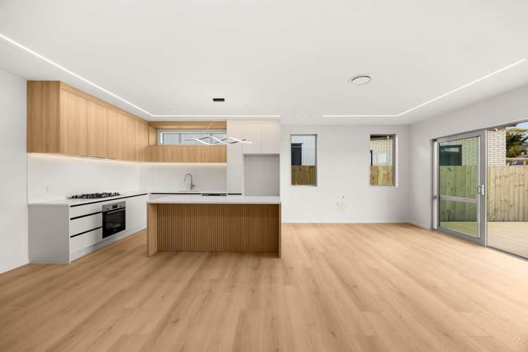44 Furlough Road_4