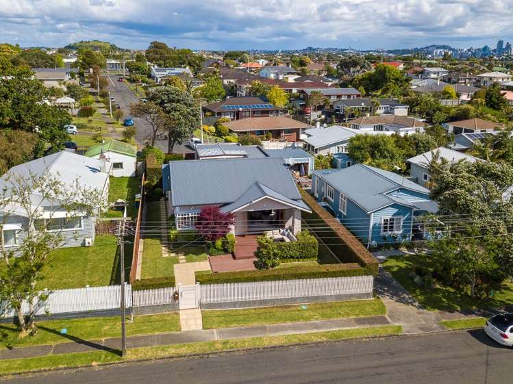 25 Egremont Street Belmont_21