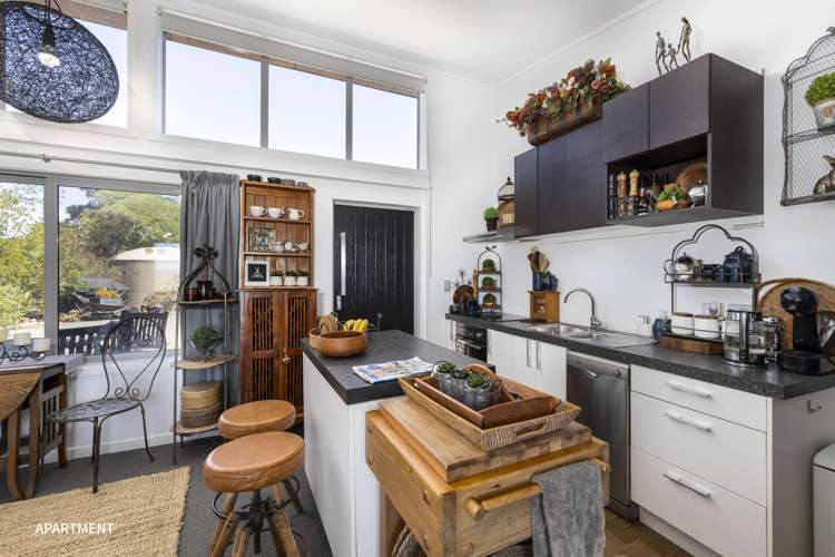 61 Edgewater Place Rarangi_20