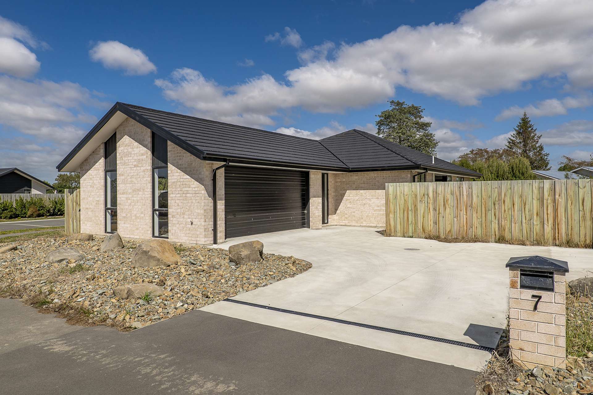 7 Owen Drive Darfield_0