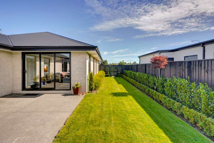 32 Shrimpton Avenue Woodend_20