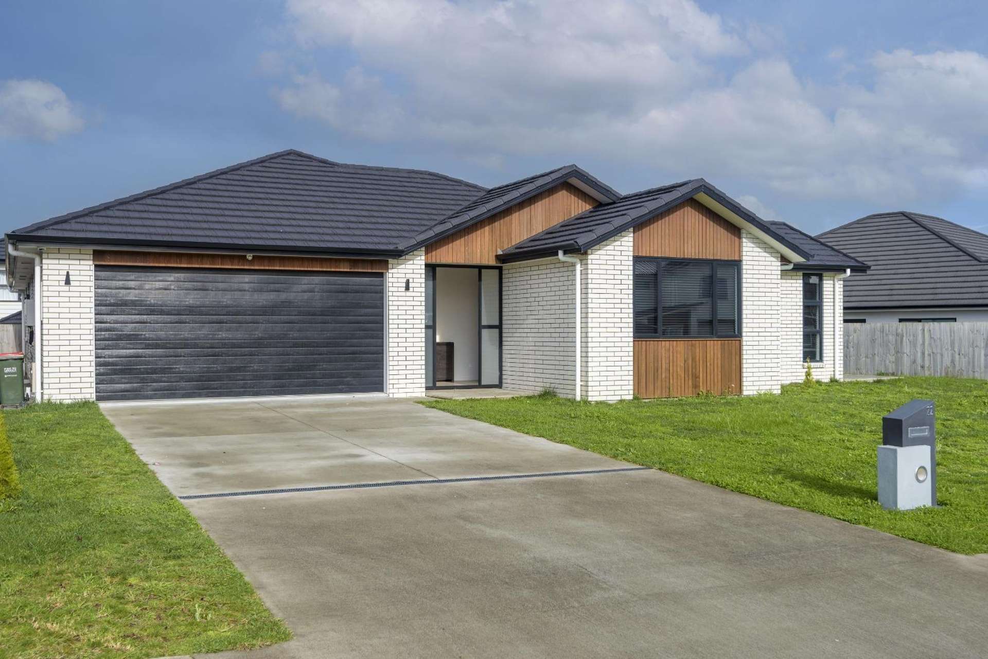 22 Tokerau Drive 2612_0