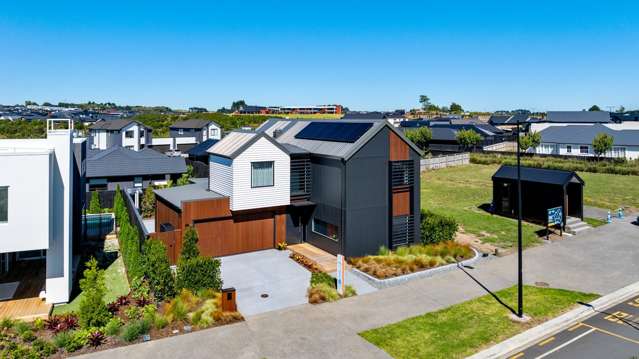 The deposit myth putting Kiwis off building