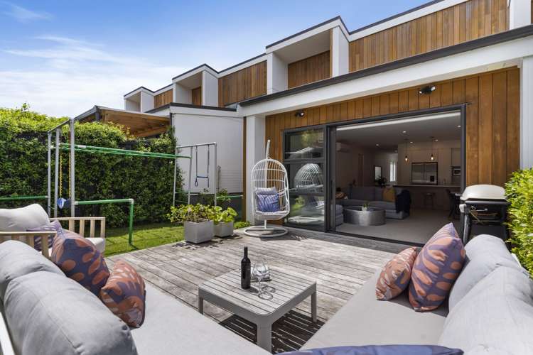 12 Quarters Lane Beachlands_18